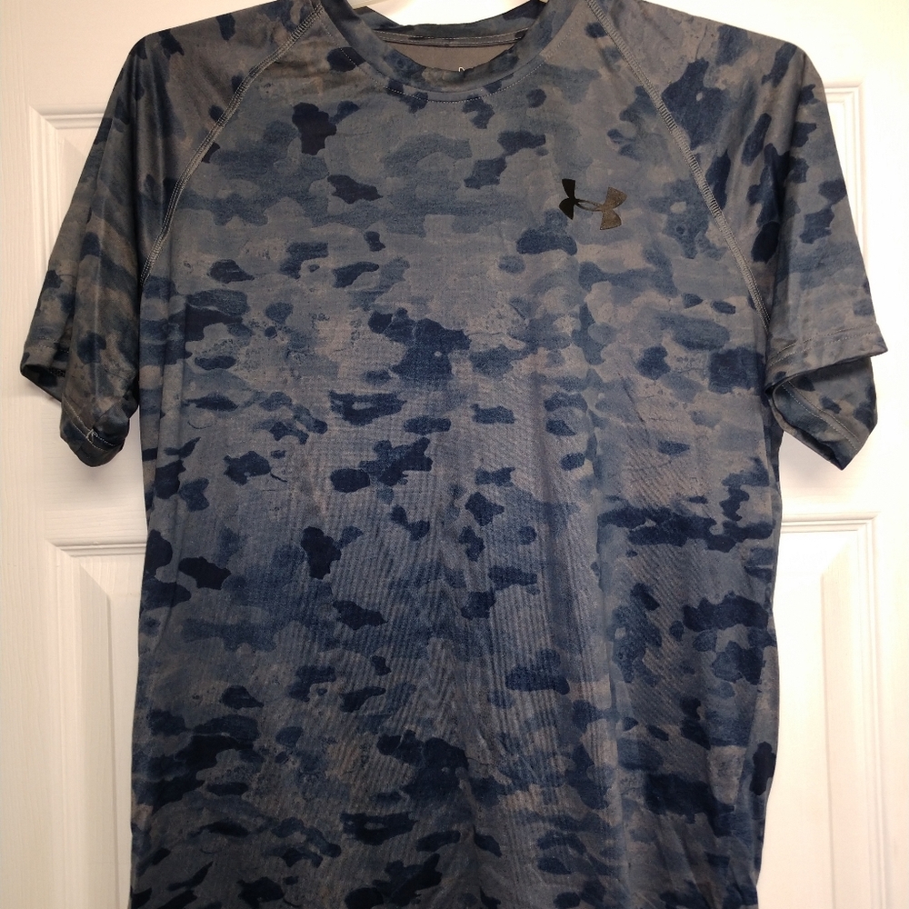 Under armour shirt